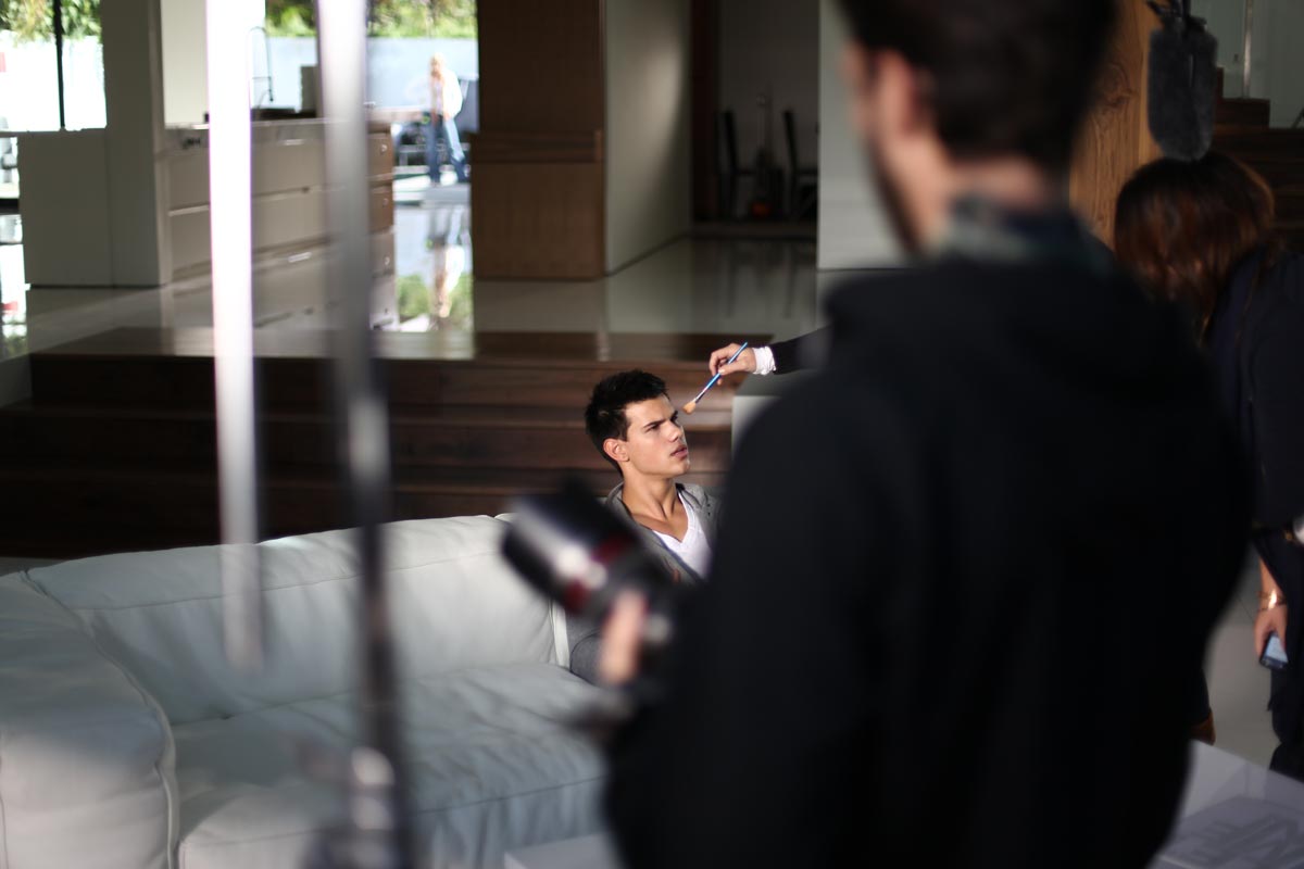 Taylor Lautner Orange Los Angeles Ilk