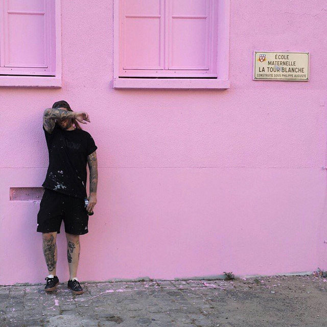 Ilk pink wall l'école est finie expo Orléans