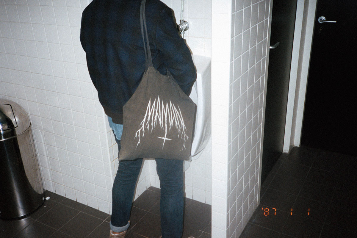 Maman black metal tote bag