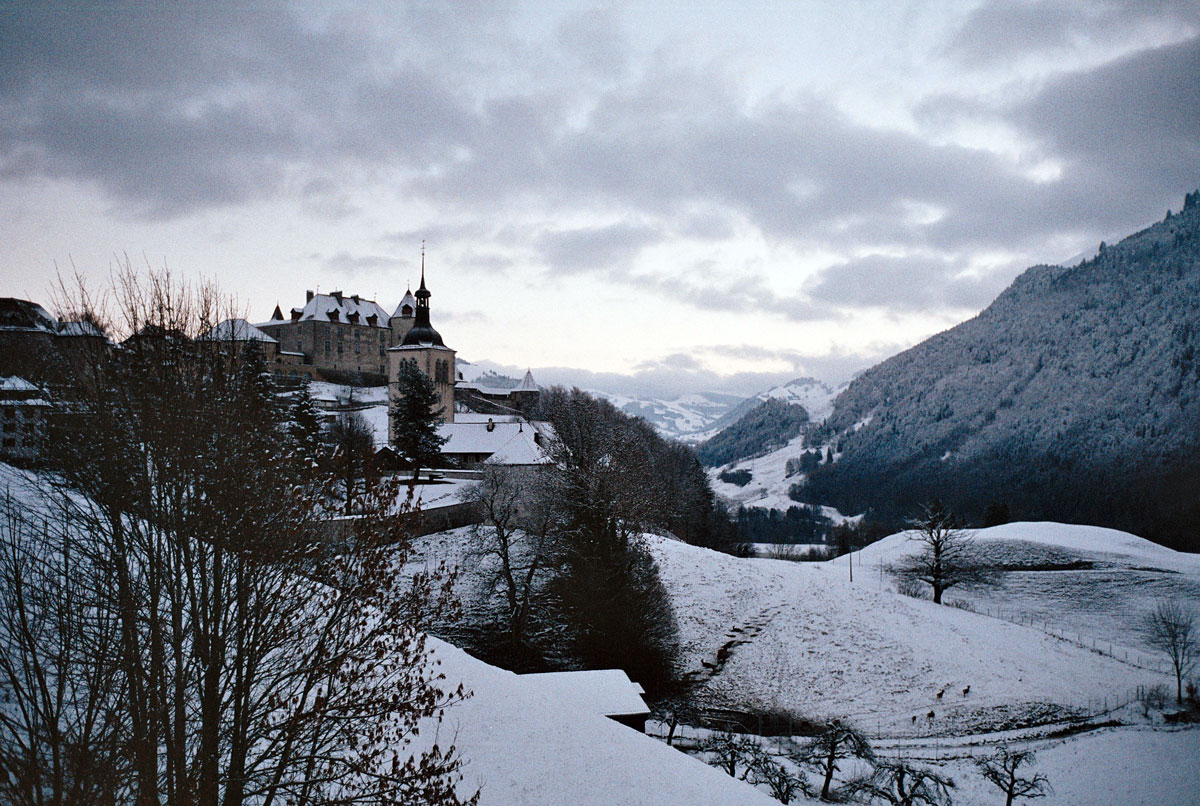 Gruyeres Switzerland Ilk Flottante