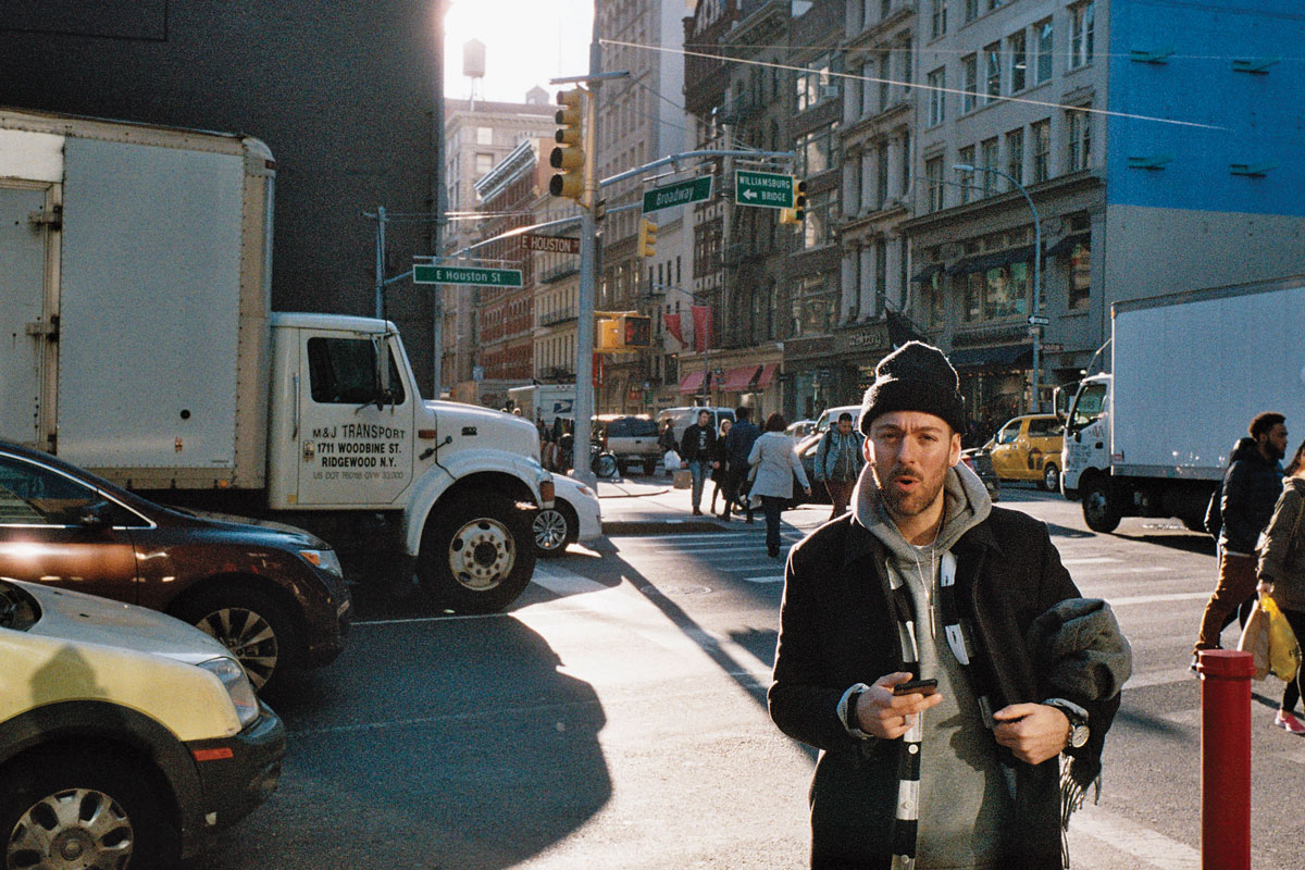 New York Tyrsa street Ilk Flottante