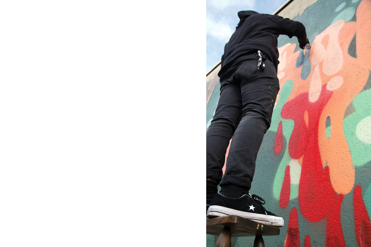 Ilk Highsnobiety Converse Starcow Display