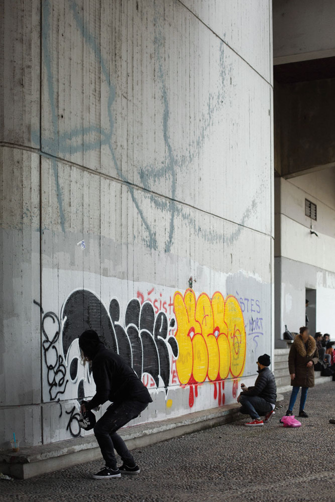 Ilk Keno Throw Up Paris