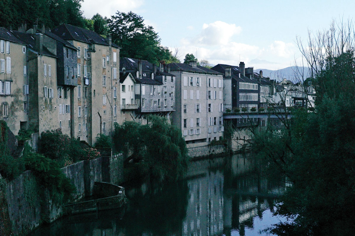 Pyrenees Ilk Flottante